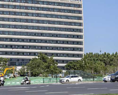 南昌代怀服务与供卵试管费用解析：南昌大学第一附属医院指南